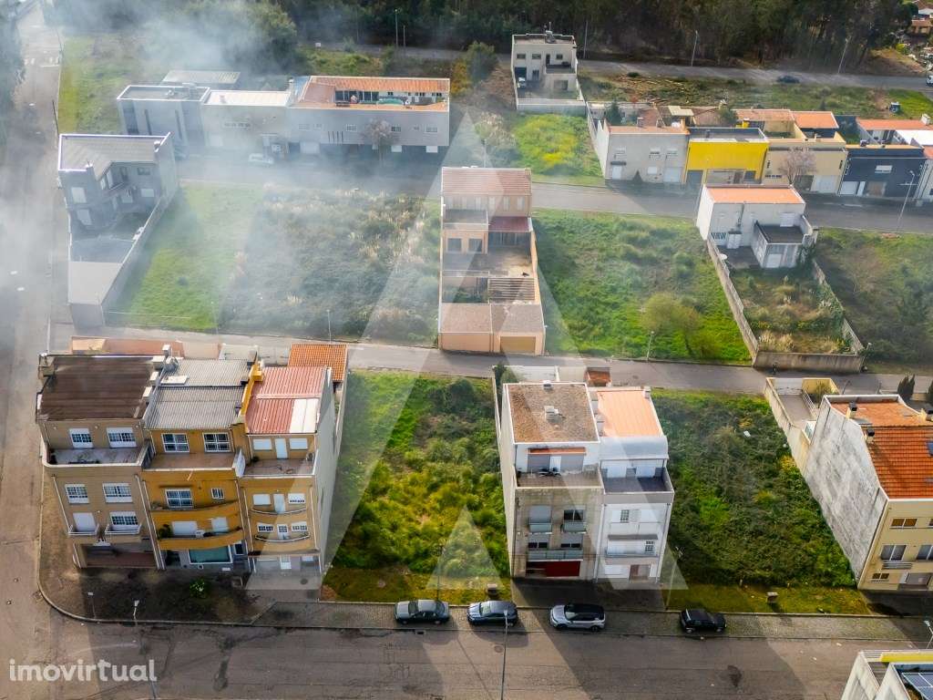 Lote para Construção de Moradia em Banda - Pedroso - Grande imagem: 3/16