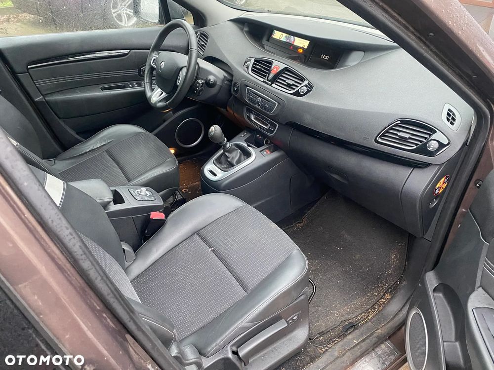 Renault Scenic TCe 130 Dynamique - 12