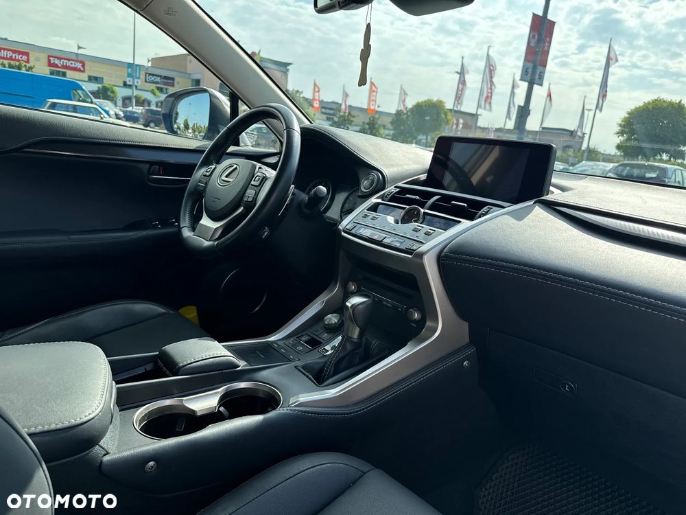 Lexus NX 300 Elegance 2WD - 11