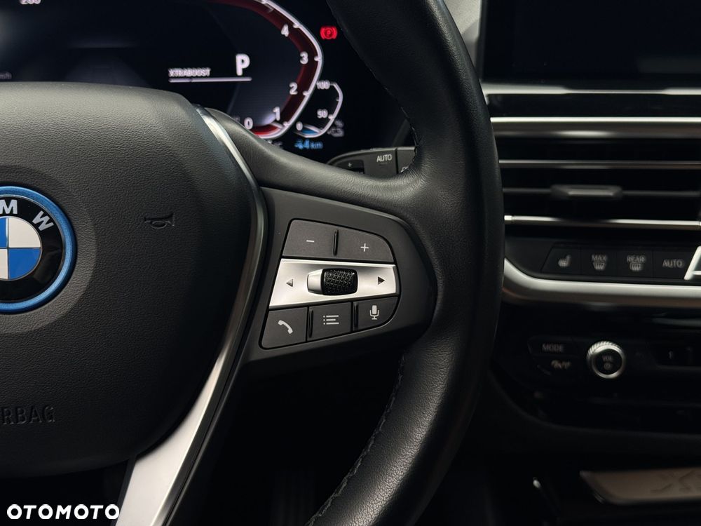 BMW X3 xDrive30e - 27