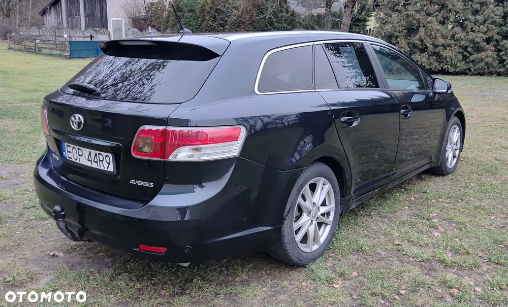 Toyota Avensis 2.0 D-4D Luna - 5