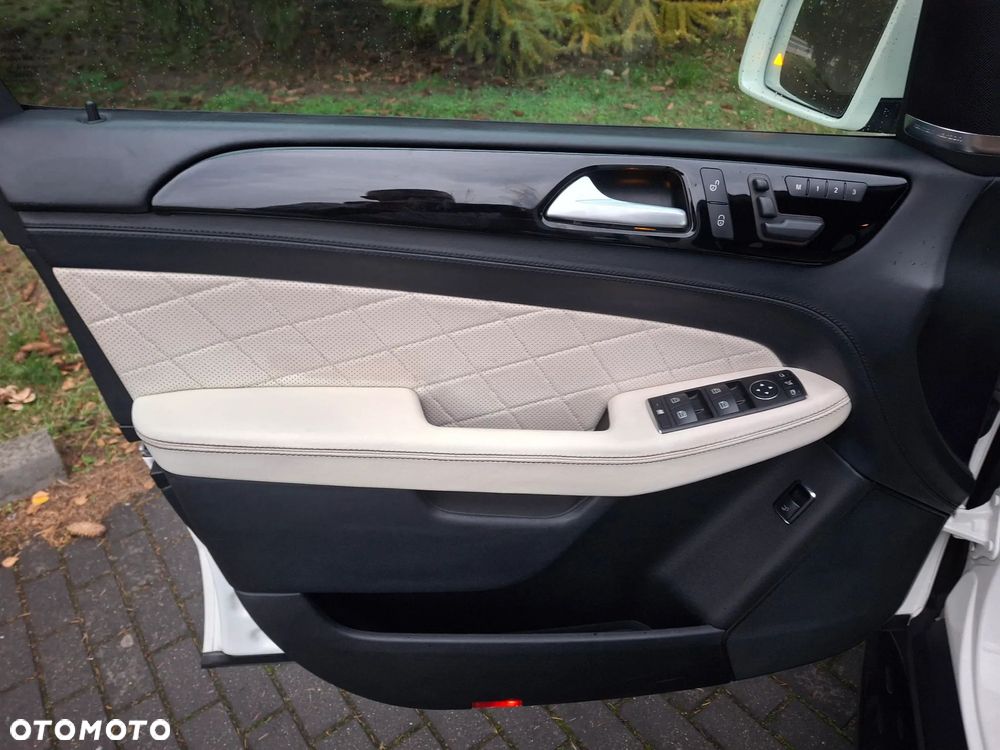 Mercedes-Benz ML - 3