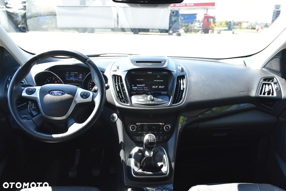 Ford Kuga 2.0 TDCi 4x4 Titanium - 11