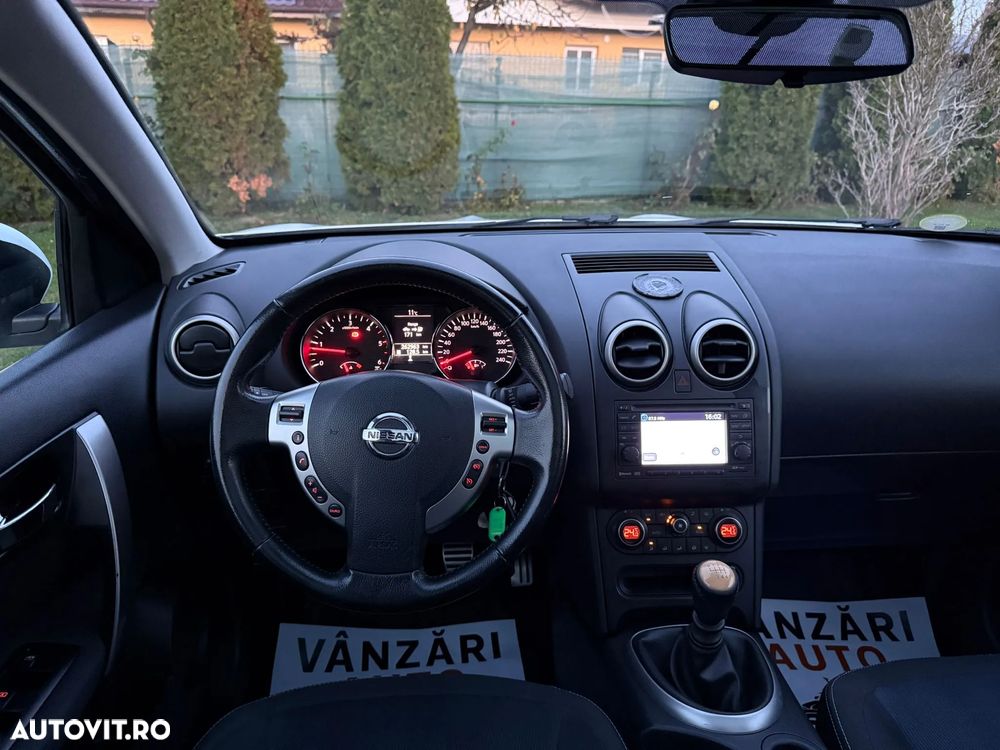 Nissan Qashqai 2.0 DCI DPF Tekna - 13