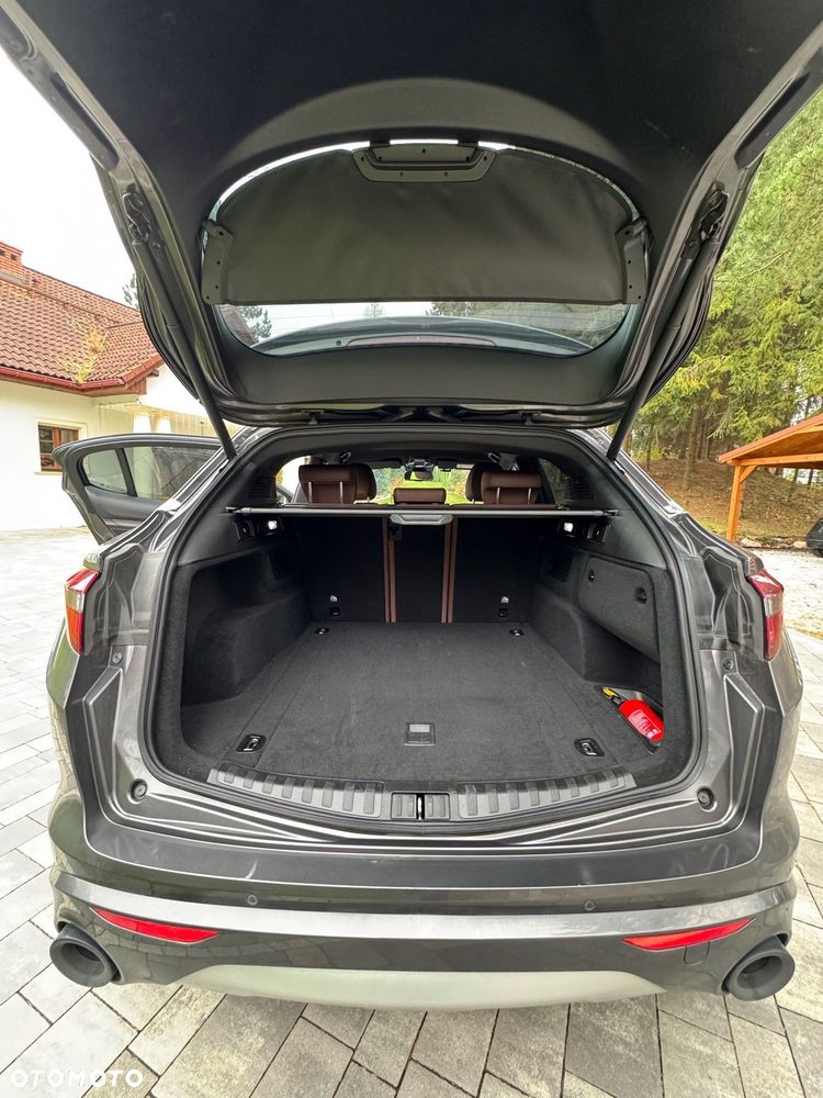 Alfa Romeo Stelvio 2.0 Turbo TI Q4 - 8