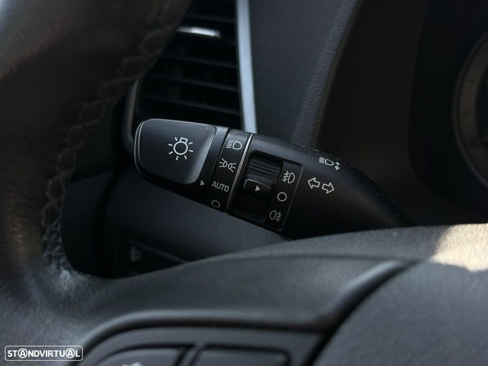 Hyundai Tucson 1.7 CRDi Executive - 9