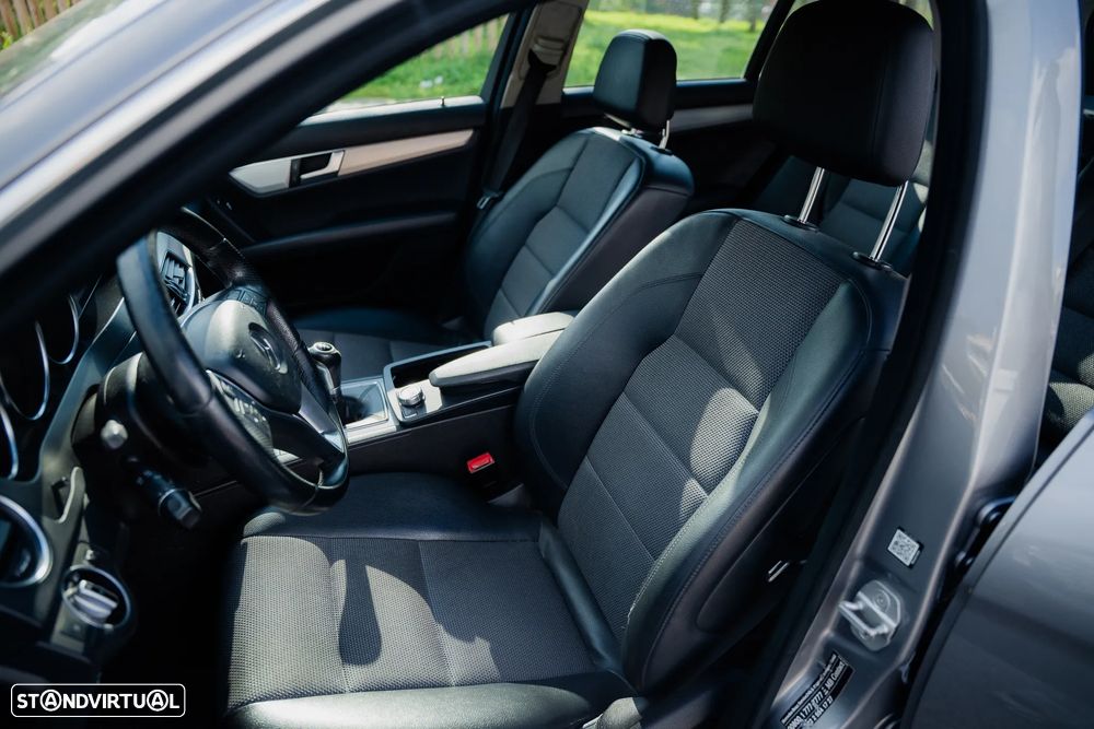 Mercedes-Benz C 200 - 13