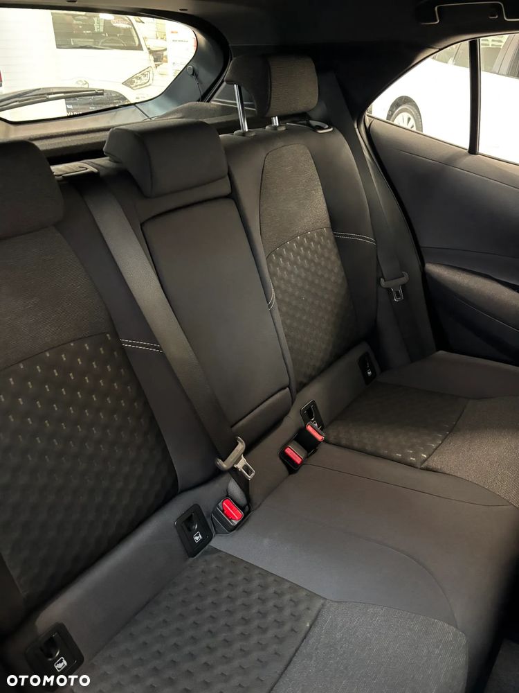 Toyota Corolla 1.8 Hybrid Comfort - 13