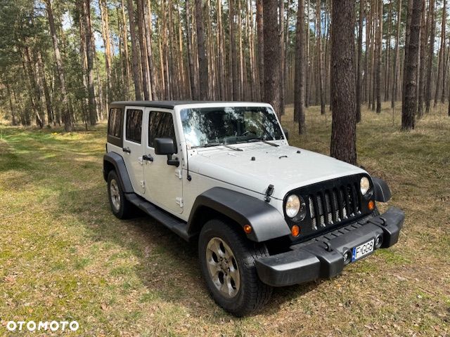 Jeep Wrangler Unlimited 3.6 Automatik Sahara - 3