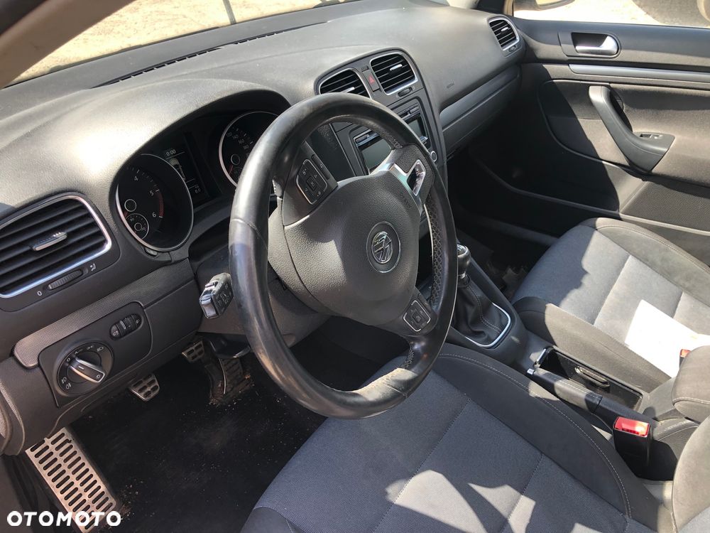 Volkswagen Golf VI 2.0 TDI Trendline - 16