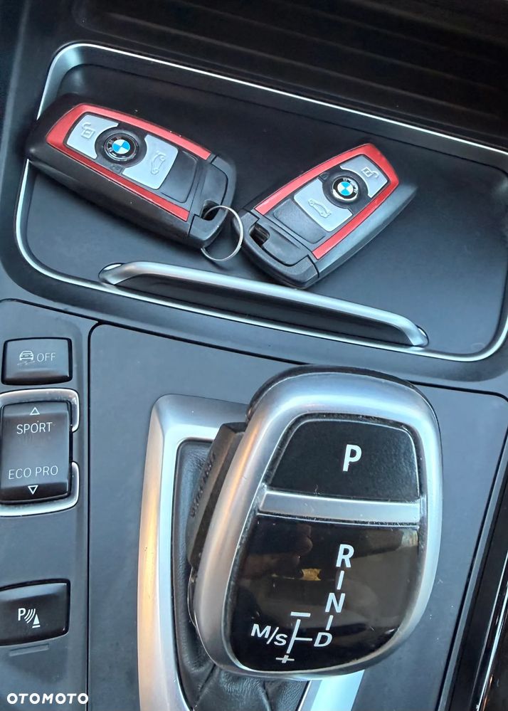 BMW Seria 3 320d Sport Line sport - 29