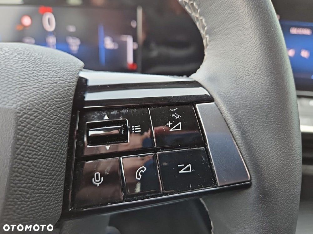 Opel Astra 1.2 T Business Edition S&S - 17