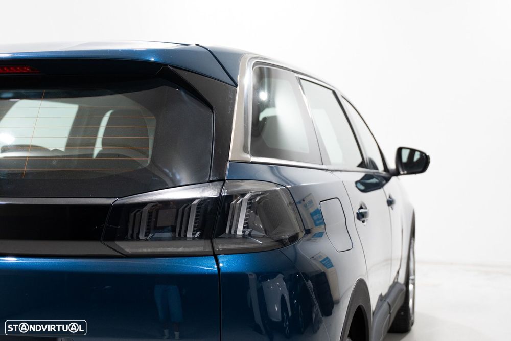 Peugeot 5008 1.2 PureTech Allure EAT8 - 8