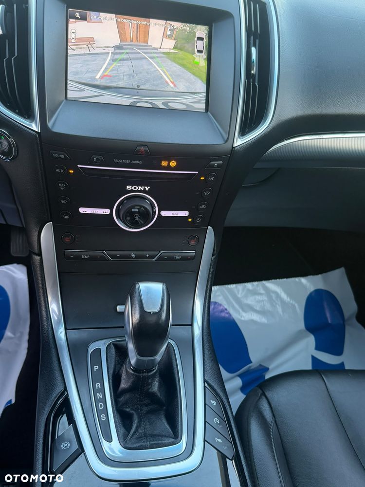 Ford Edge 2.0 TDCi Twin-Turbo 4WD Titanium - 27