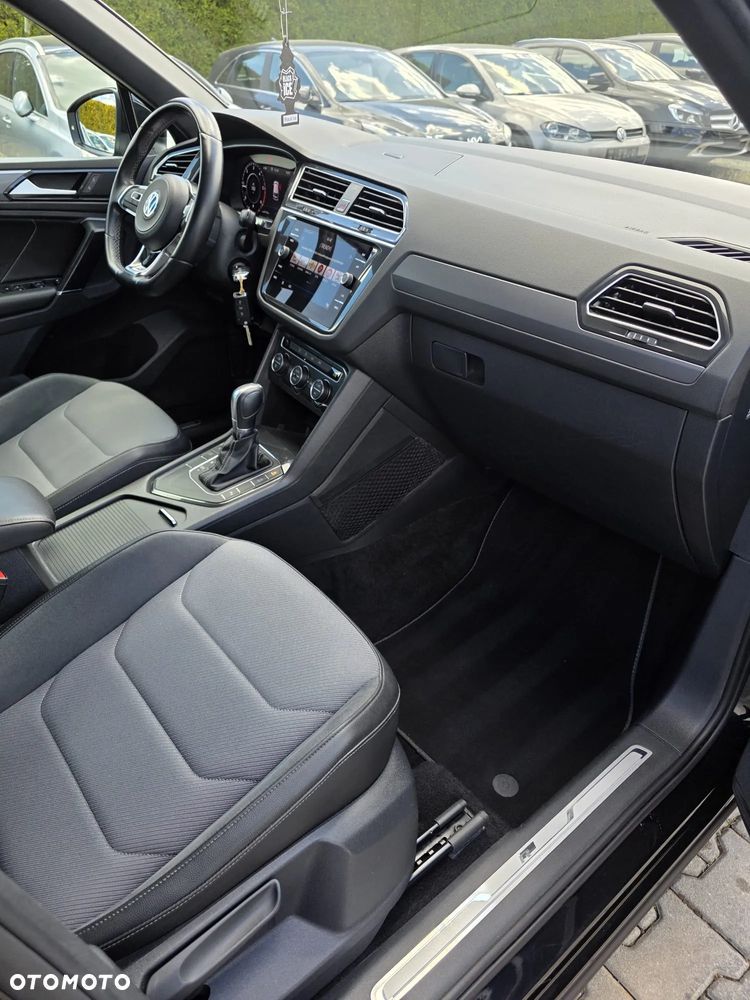 Volkswagen Tiguan 2.0 TDI SCR DSG R-Line - 17