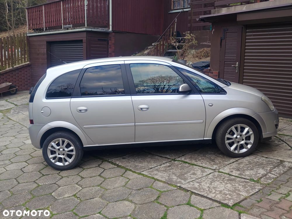 Opel Meriva 1.6 16V Cosmo - 1