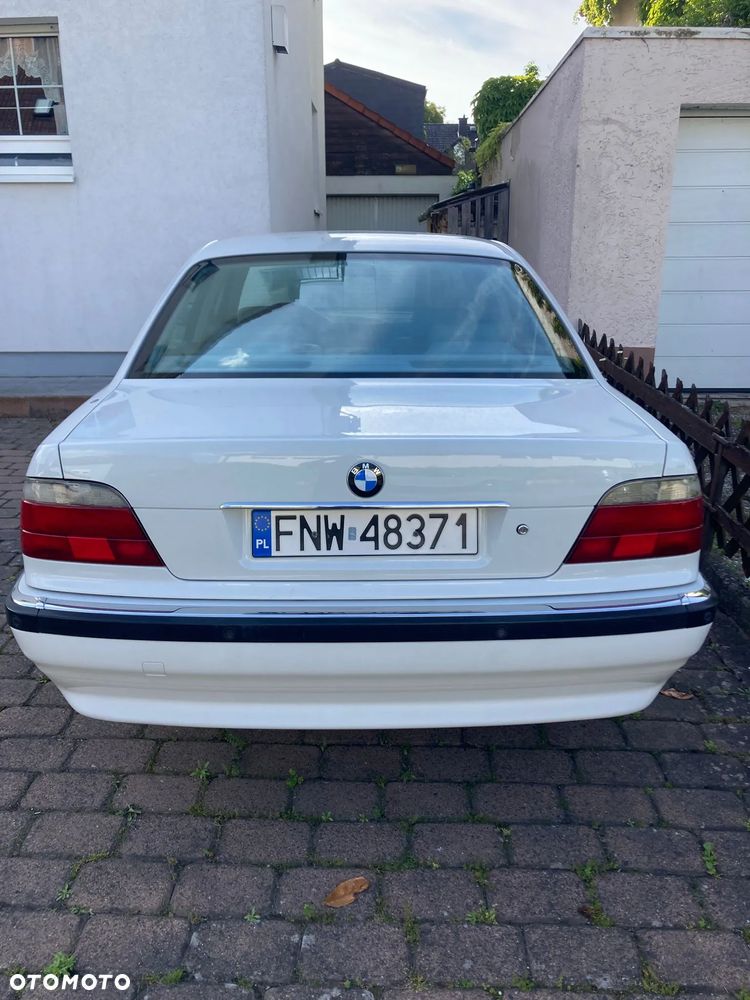 BMW Seria 7 ver-730i-v8 - 19