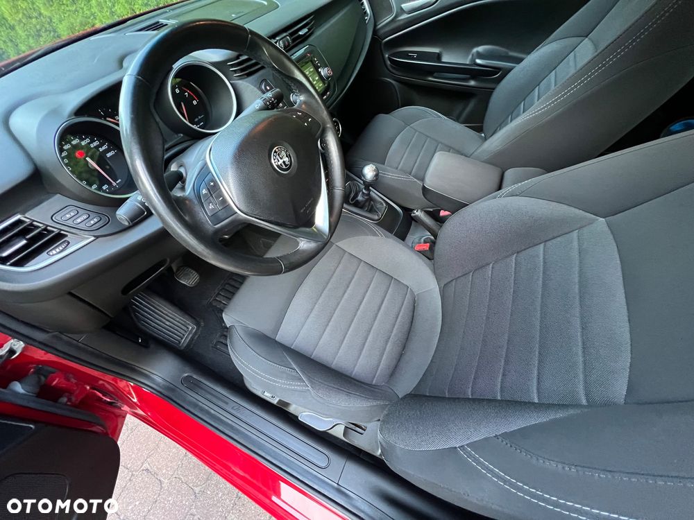 Alfa Romeo Giulietta 1.4 TB - 11