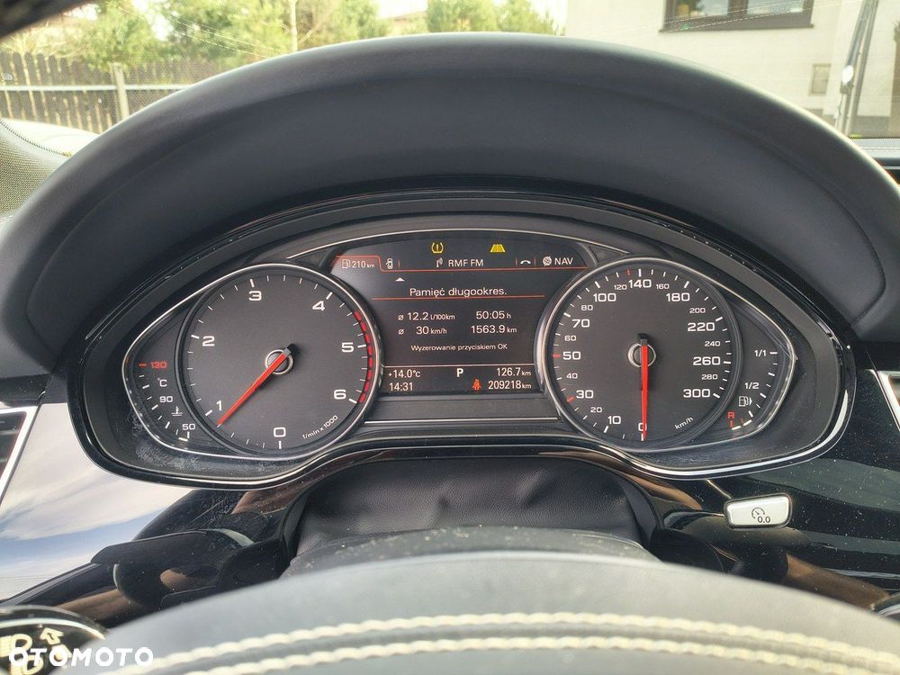 Audi A8 - 10