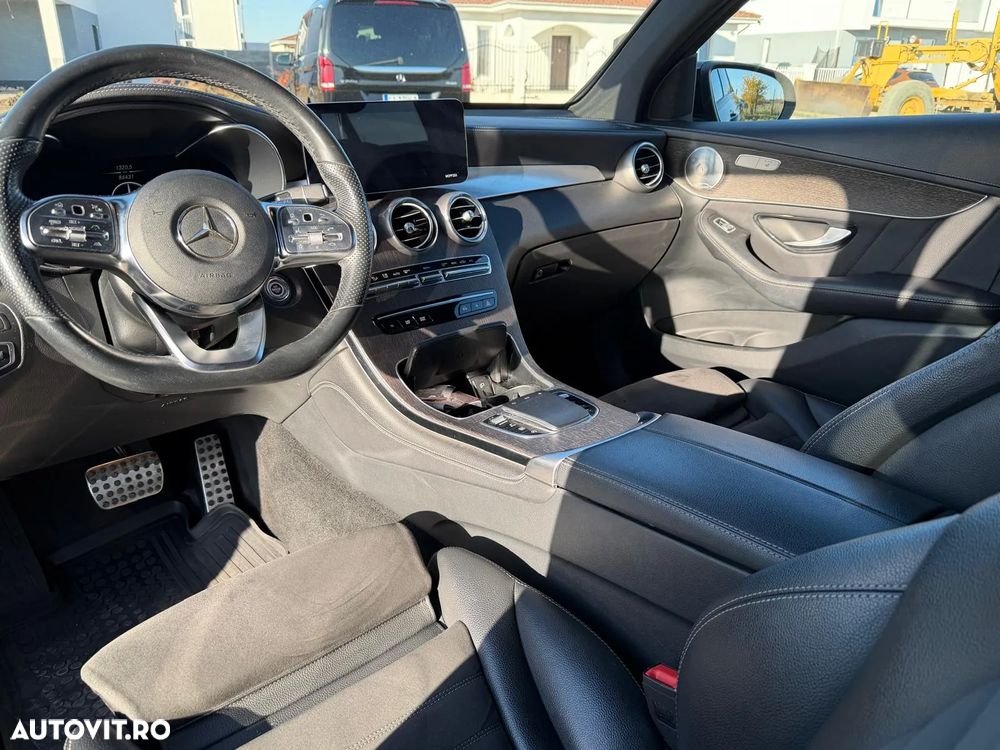 Mercedes-Benz GLC 200 4MATIC - 4