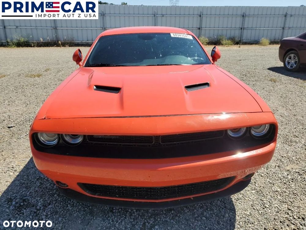 Dodge Challenger 3.6 SXT - 5
