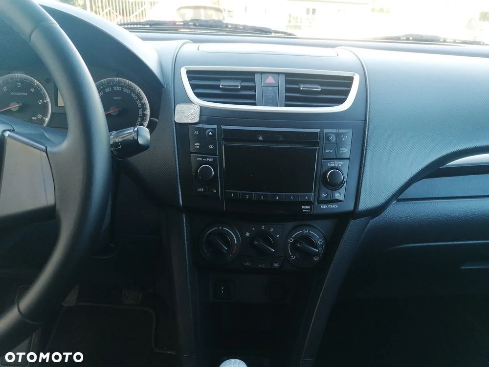 Suzuki Swift - 17