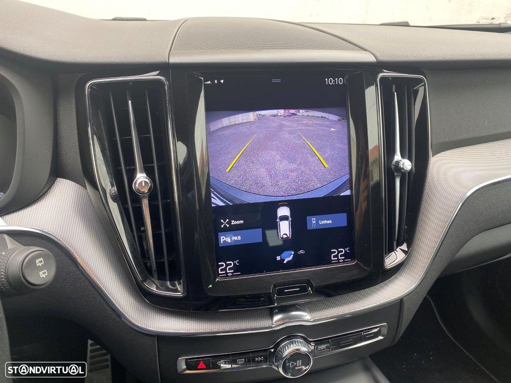 Volvo XC 60 2.0 D4 R-Design Geartronic - 13