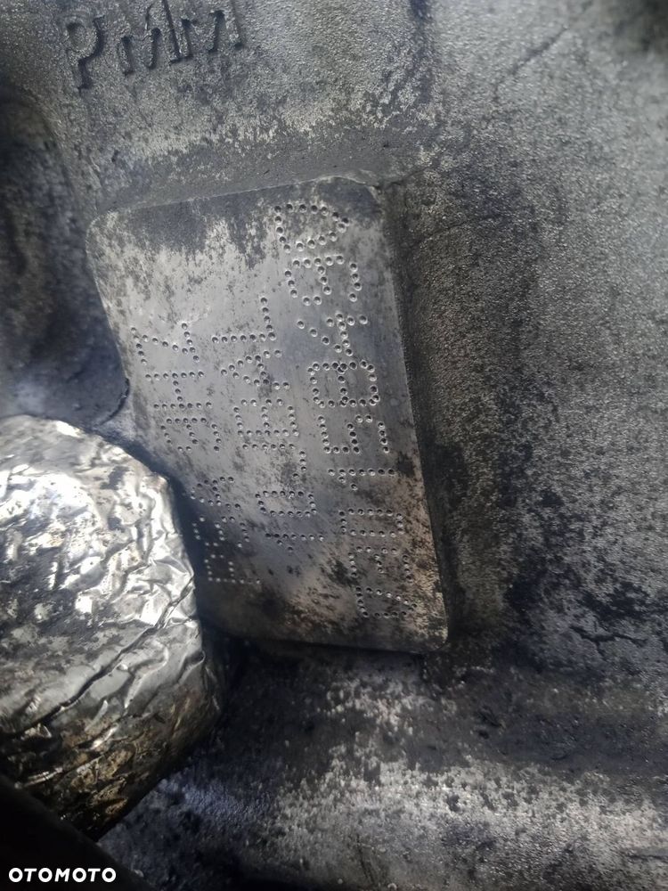 SILNIK 9HZ CITROEN C4 PICASSO - 2