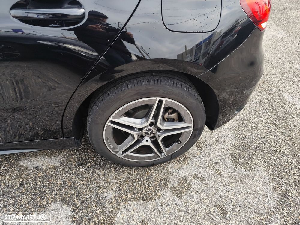 Mercedes-Benz A 250 e AMG Line - 8