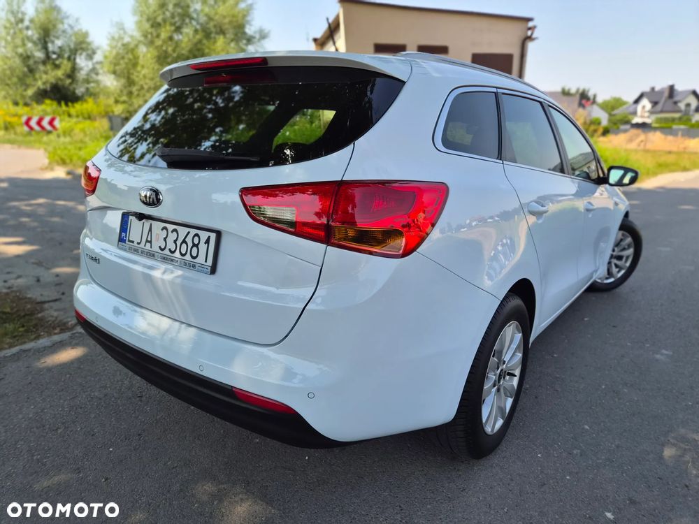 Kia Ceed 1.6 GDI Platinum Edition - 6
