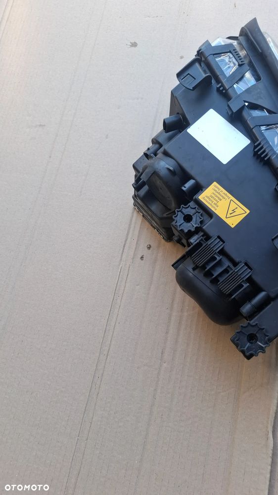 BMW E46 LAMPA PRAWA PRZEDNIA XENON - 4