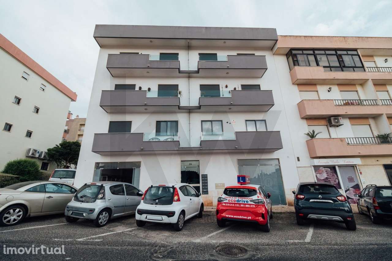 Loja à venda na Brandoa - Grande imagem: 2/13