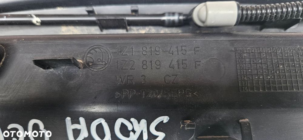 Skoda Octavia II 2 1Z Podszybie górne plastikowe 1Z1819415F - 11