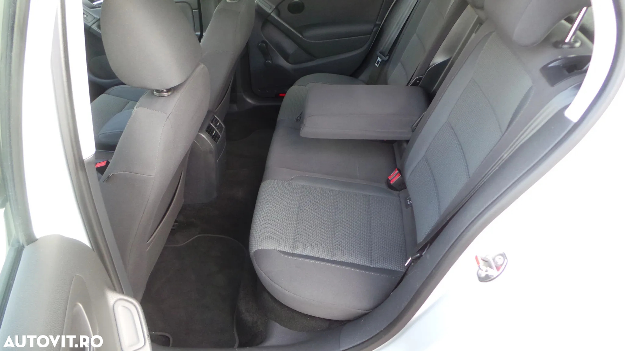 Volkswagen Golf 1.4 TSI DSG Comfortline - 18