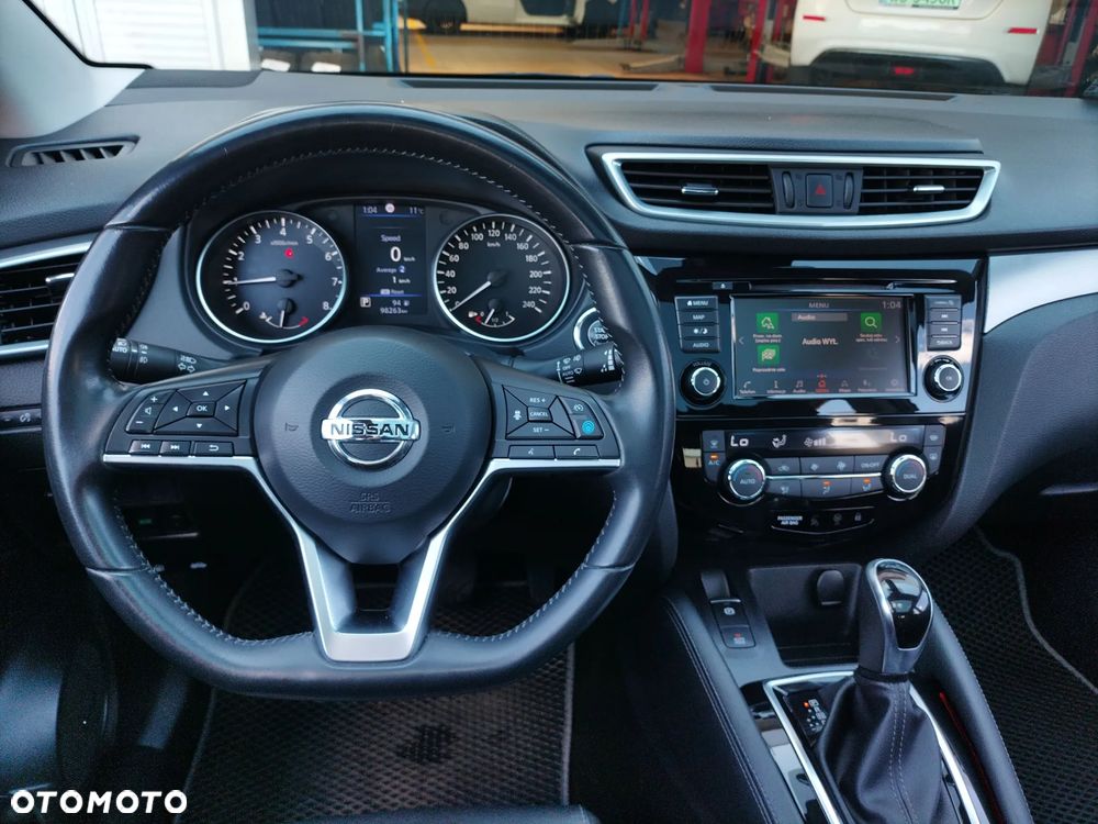 Nissan Qashqai - 14