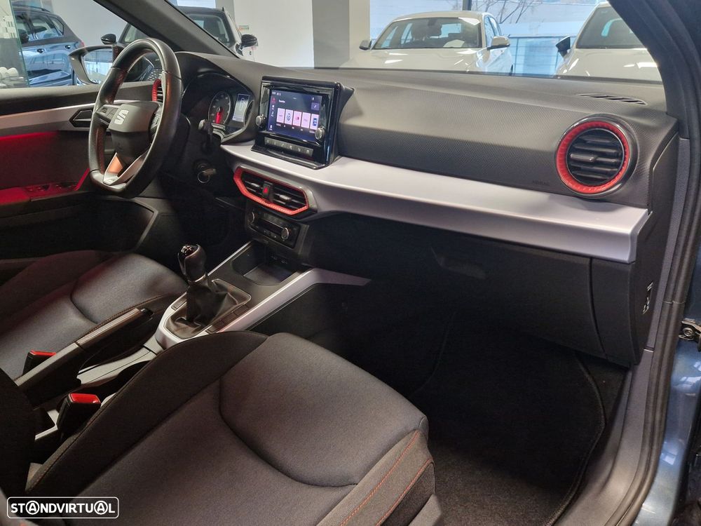 SEAT Arona 1.0 TSI FR - 12