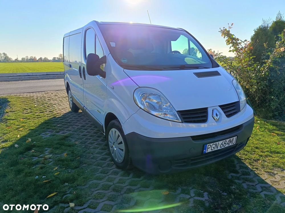 Renault Trafic - 23