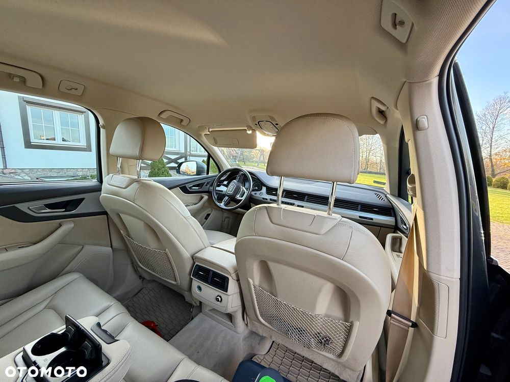 Audi Q7 - 5
