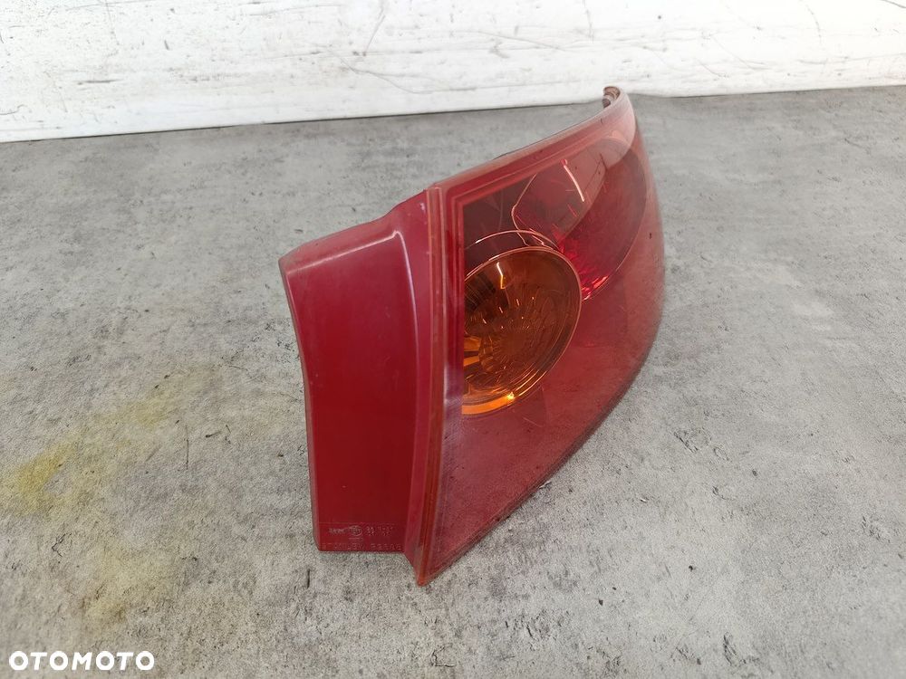 LAMPA TYLNA PRAWA MAZDA 3 I P2688 STANLEY SEDAN - 5