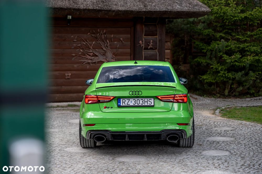 Audi RS3 Limousine 2.5 TFSI Quattro S tronic - 19
