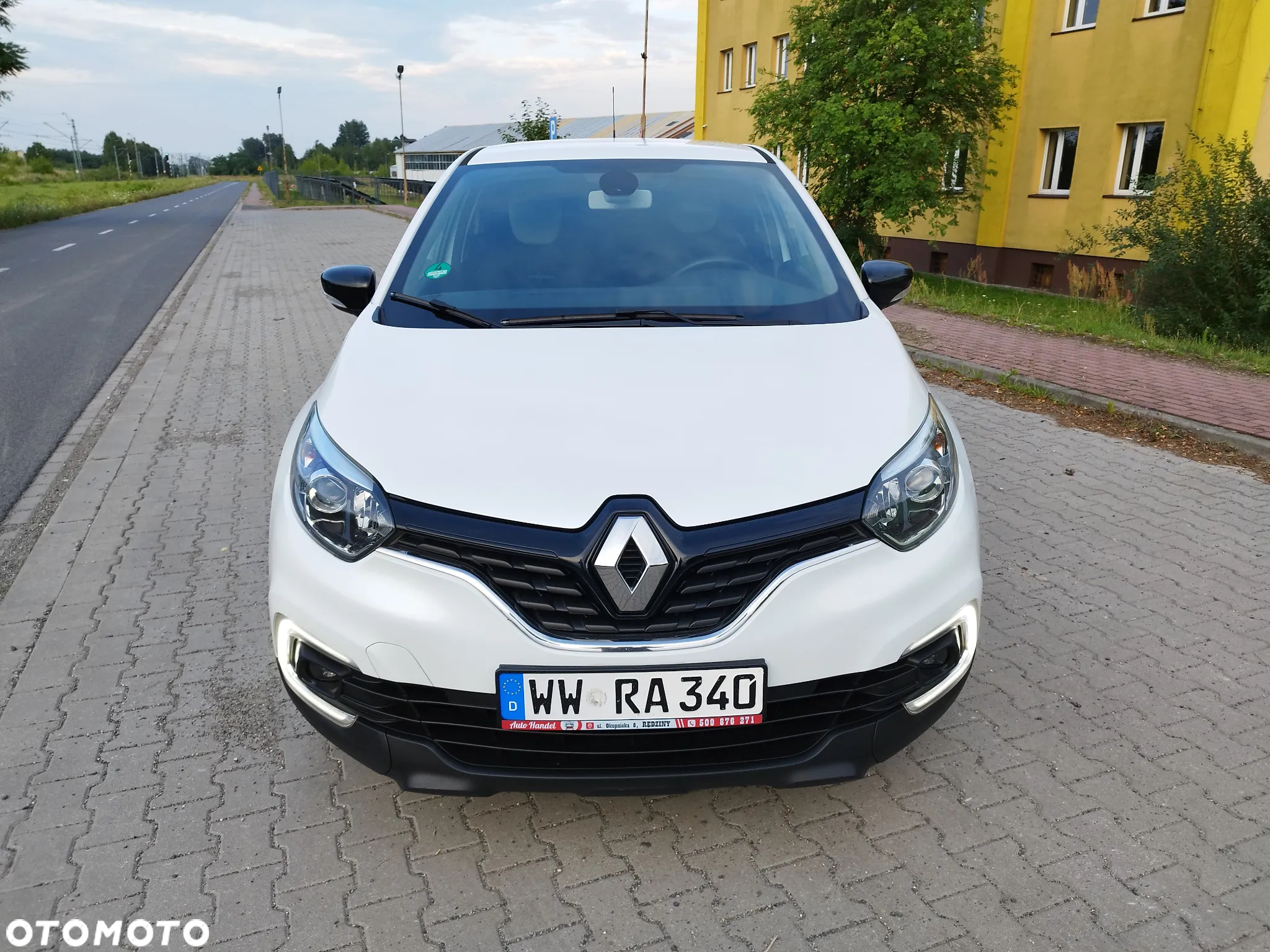 Renault Captur 0.9 Energy TCe Life EU6 - 21