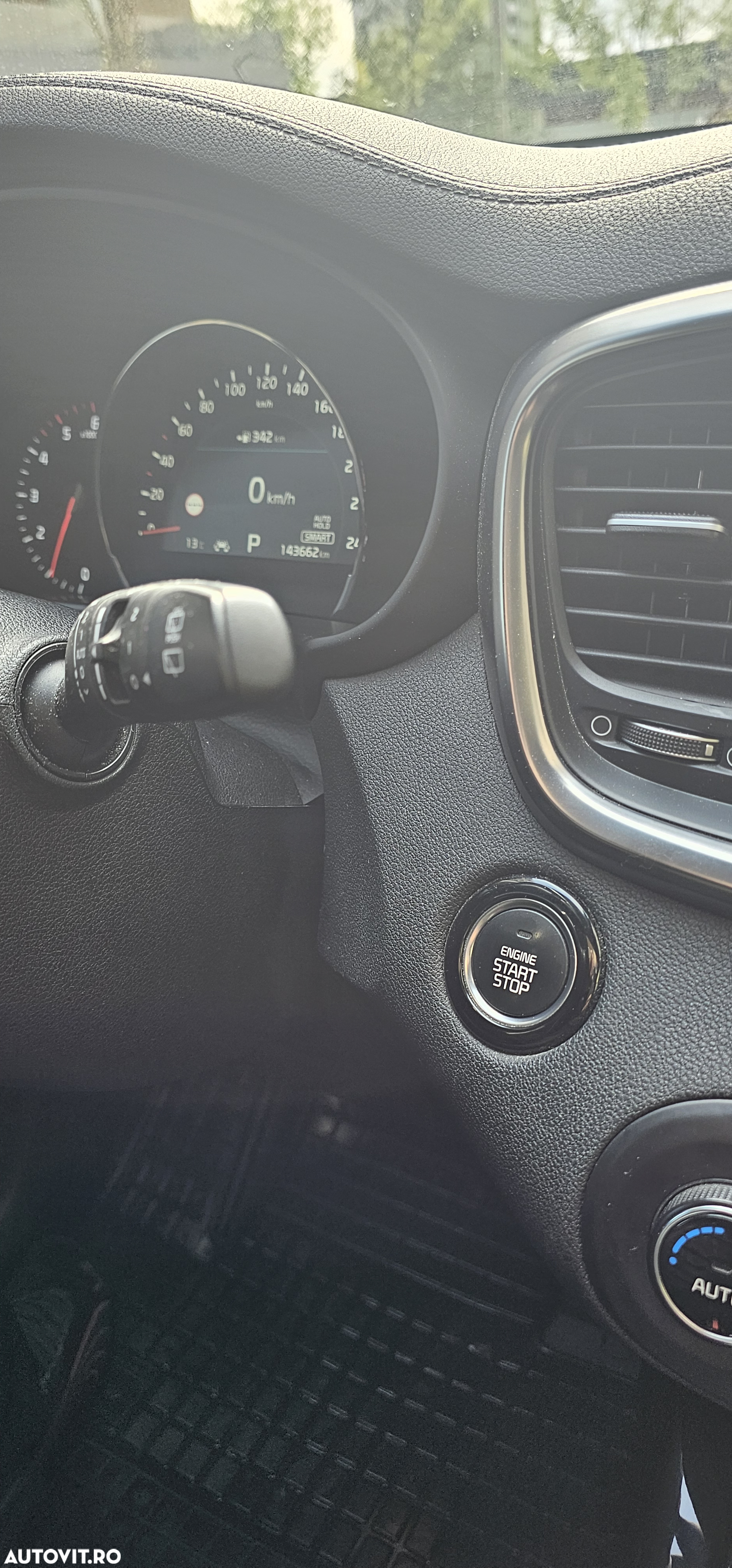 Kia Sorento - 26
