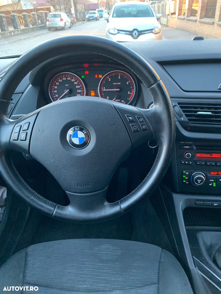 BMW X1 xDrive20d - 30