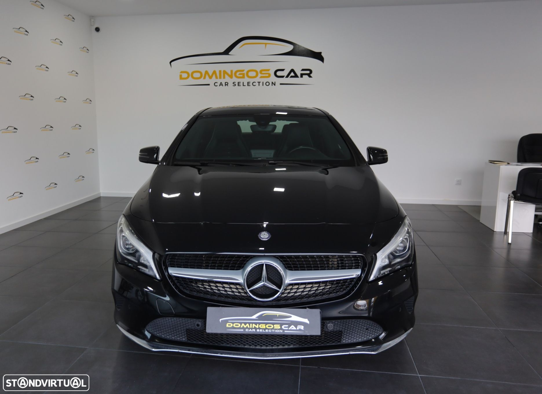 Mercedes-Benz CLA 180 - 4
