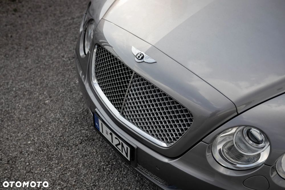 Bentley Flying Spur - 5
