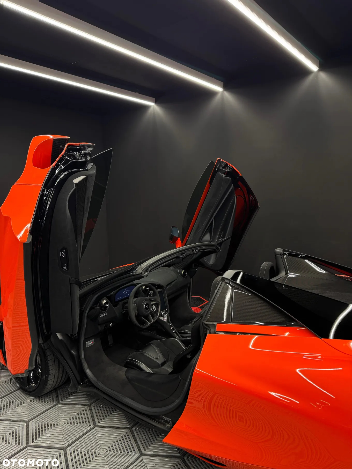 McLaren 720S Spider - 10