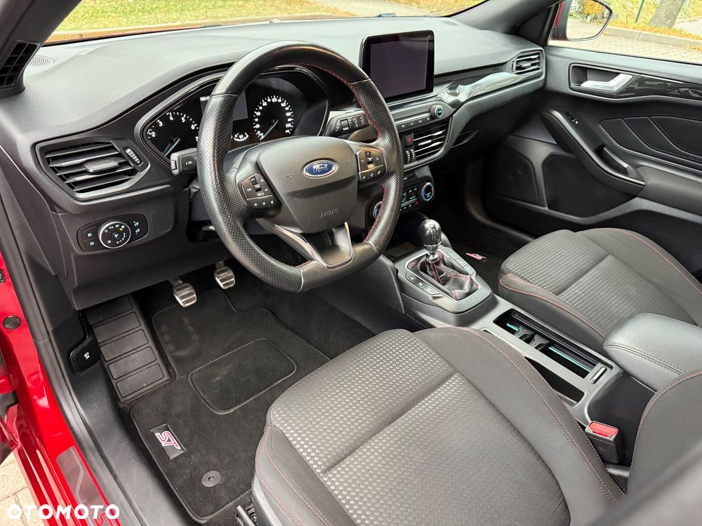 Ford Focus 1.0 EcoBoost mHEV Titanium Style - 14