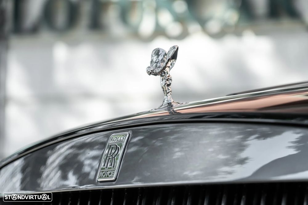Rolls Royce Wraith 6.6 Twin-Turbo V12 - 15