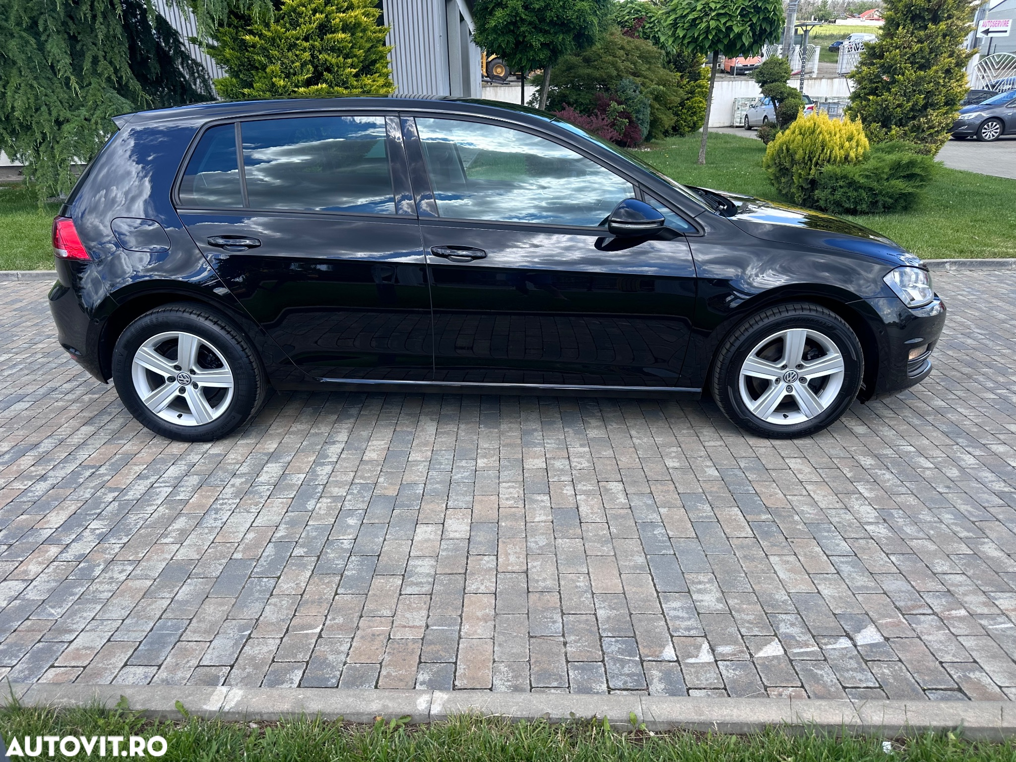 Volkswagen Golf 1.2 TSI BlueMotion Technology DSG Comfortline - 9