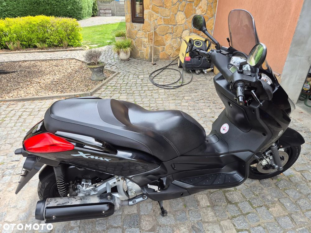 Yamaha X-max - 7